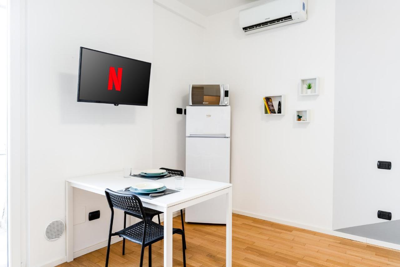 Ferienwohnung Milano -Duomo 13 Min, Netflix E Wi-Fi Exterior foto