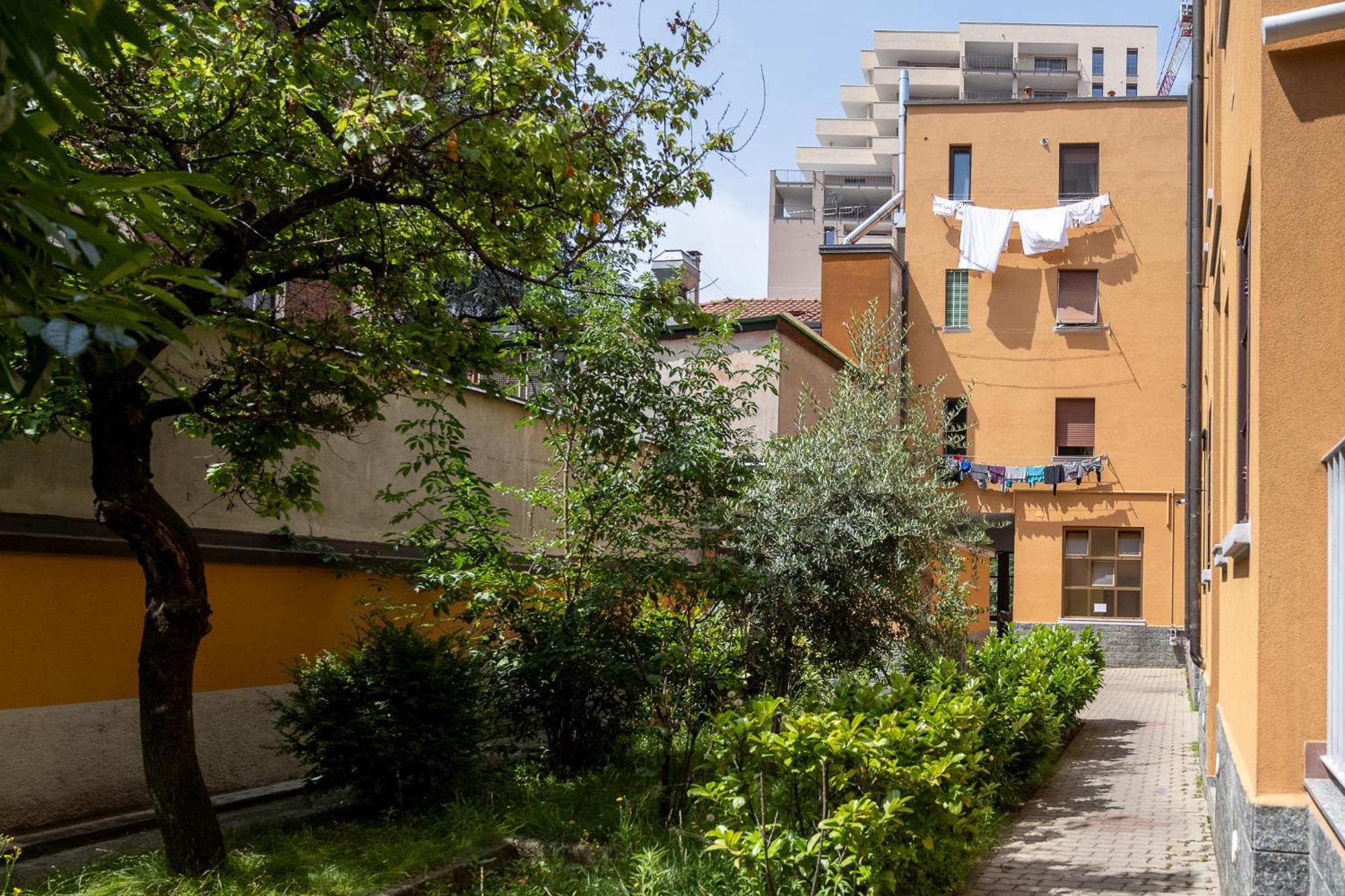 Ferienwohnung Milano -Duomo 13 Min, Netflix E Wi-Fi Exterior foto